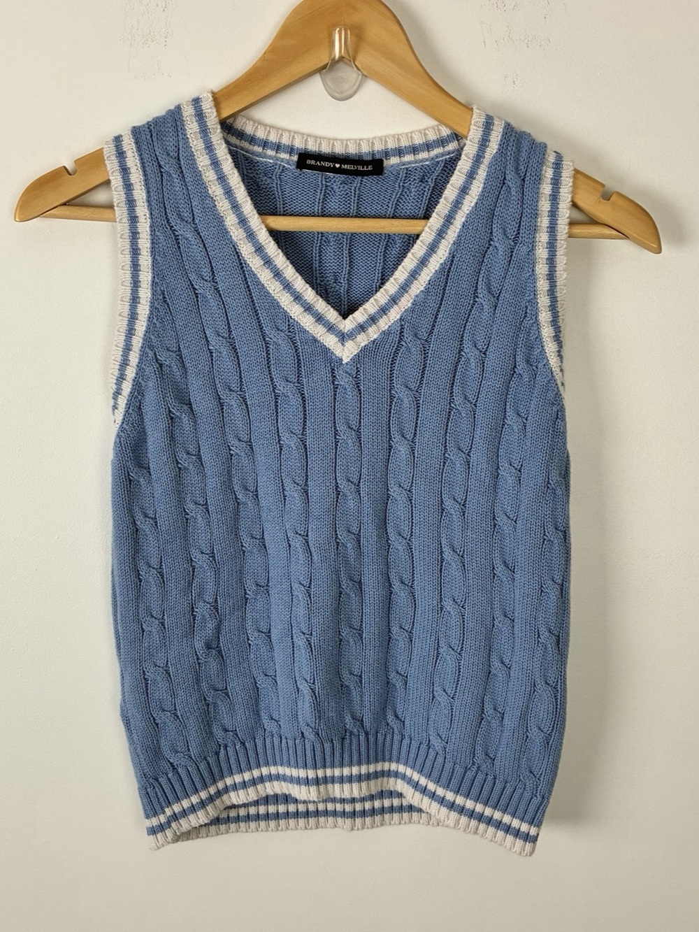 Brandy Melville Blue & White Cable Knit V-Neck Sweater Vest Preppy Minimalist OS